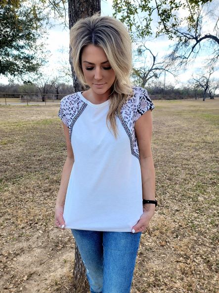 White Graphic Sleeve Short Sleeve Top